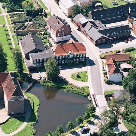 Den Gamle Kro Gram Eksteriør billede